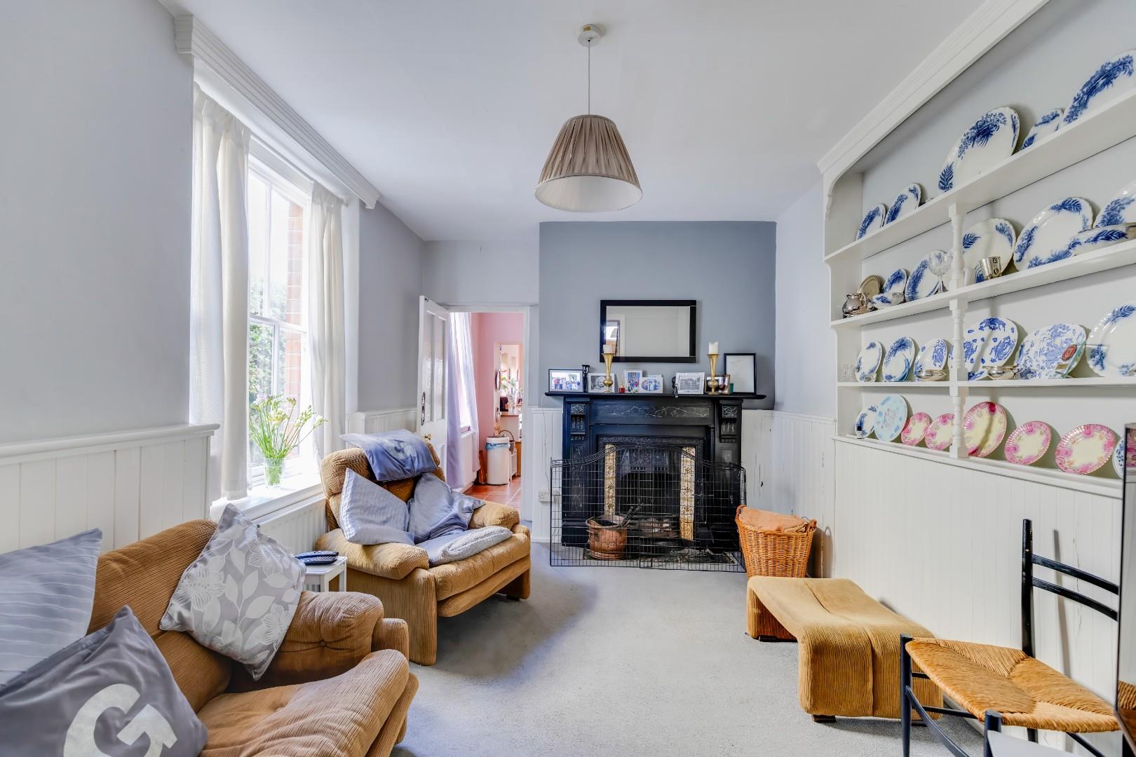 3 Church Avenue, Penarth, CF64 1AZ
